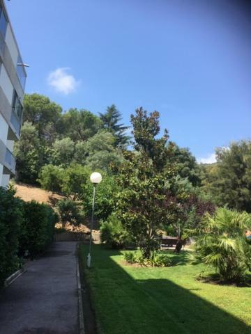 Lesjardinsfleuris Daire Mandelieu Dış mekan fotoğraf