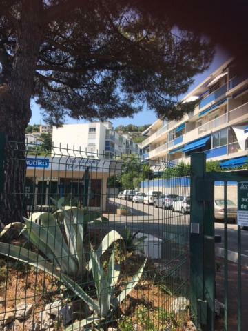 Lesjardinsfleuris Daire Mandelieu Dış mekan fotoğraf